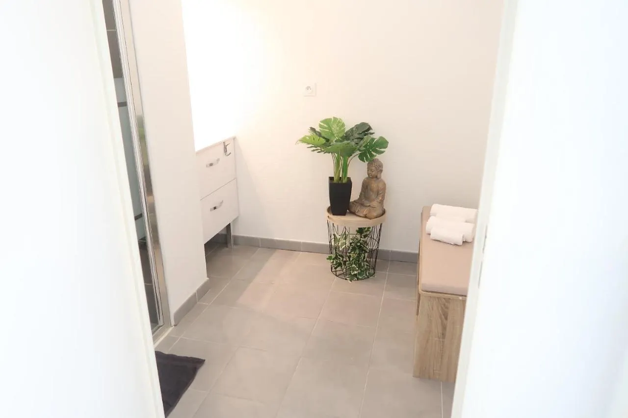 Logement Entier - Appartement T2 Confort - Toulouse - Balcon Amenage Lägenhet